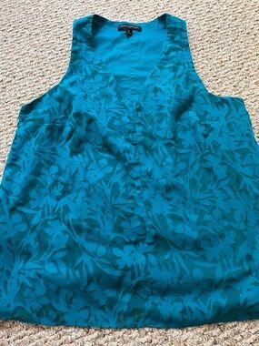 Banana Republic Teal Floral V-Neck Sleeveless Camisole